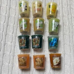 12 New Village Candle votives. 9 different scents. Key Lime Pie/Banana Nut Bread